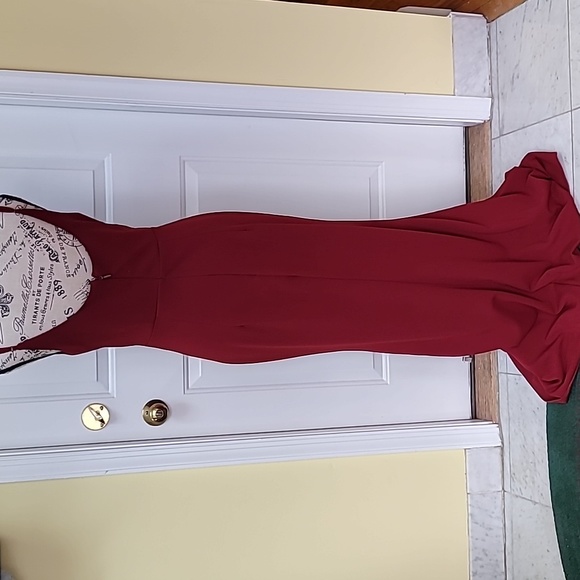 Formal Wine Red Gown - Picture 4 of 8